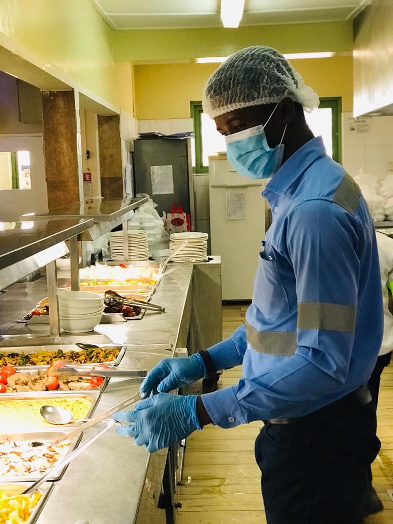 Germisa server portioning lunch